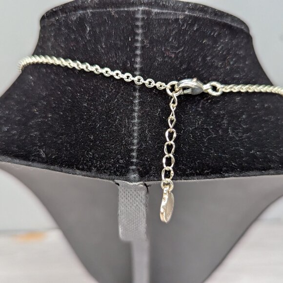 Vera Bradley Signed Mod Floral Blue Pattern Heart Pendant Necklace Silver Tone - Picture 7 of 13